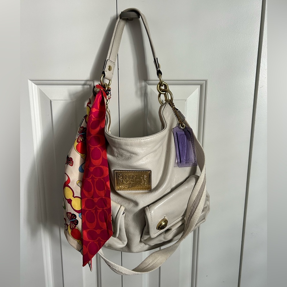 Coach Poppy Off White Hobo Shoulder Bag